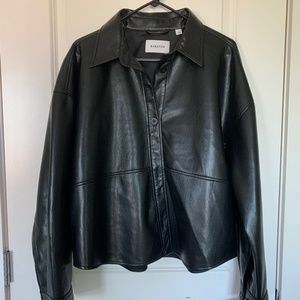 NWT Aritzia Pelli Hip Shirt Jacket